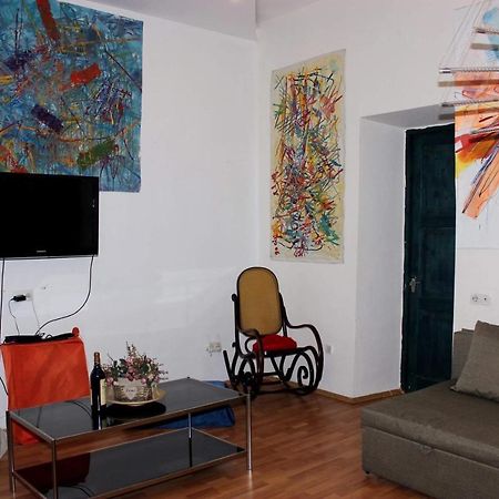 Old Tbilisi Art Home Buitenkant foto